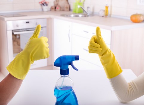 Professional builder’s clean in a Brixton flat with shared access
