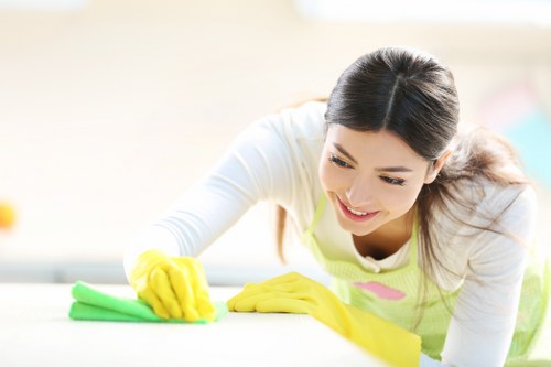 End of tenancy cleaning in a Brixton property with access and parking considerations